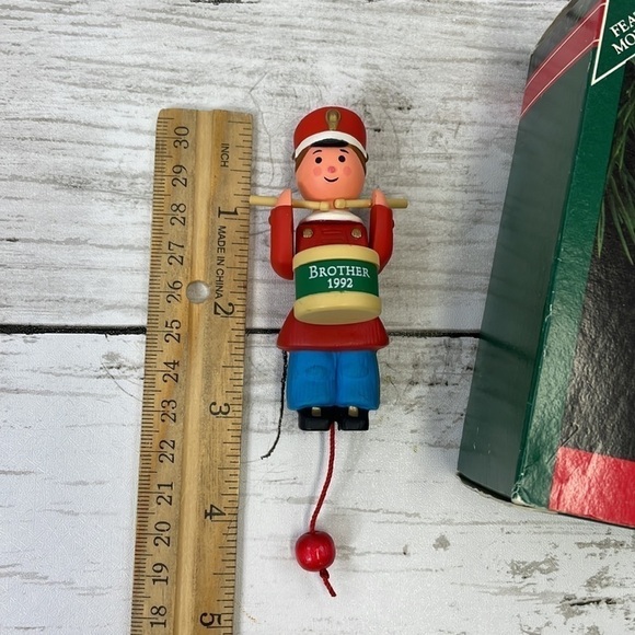 HALLMARK BROTHER TIN SOLDIER CHRISTMAS ORNAMENT VINTAGE 1992 - Picture 4 of 8